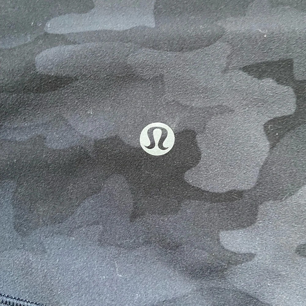 Lululemon Camo Leggings 8 LONG - Picture 7 of 7
